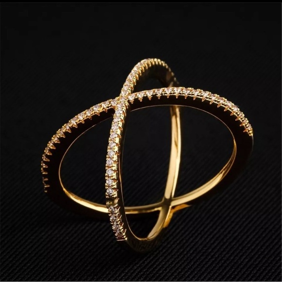Women's Classic Criss Cross Rings CZ Eternity Engagement Wedding Promise - Picture 1 of 3